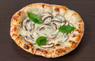 Plat_pt_Alfonso_Pizzas-Base-Creme-Fraiche_pizza-funghi_152459.jpg